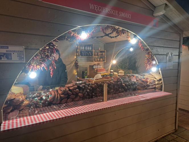 Jarmark Bożonarodzeniowy 2025 na Rynku Głównym w Krakowie. Jedzenie drogie jak nigdy