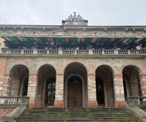 Pałac w Pilicy, wspaniała rezydencja która od dekad popada w ruinę