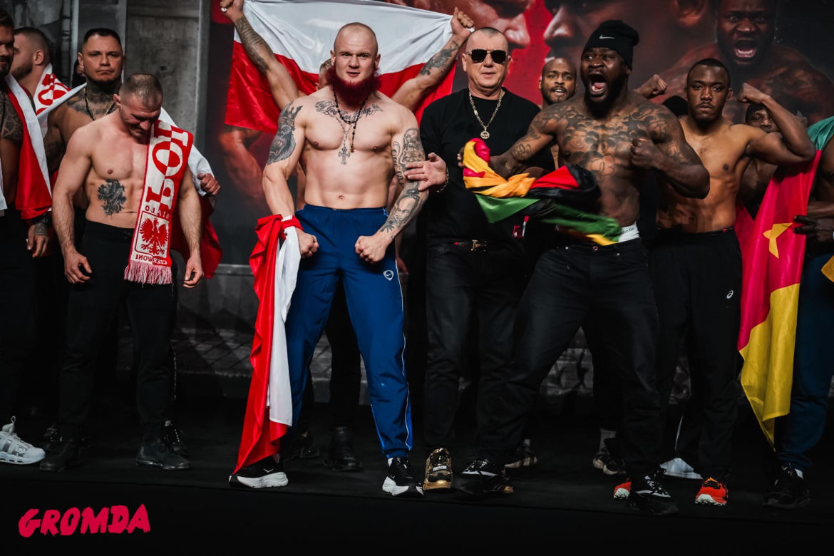 Ring girls Gromda 24