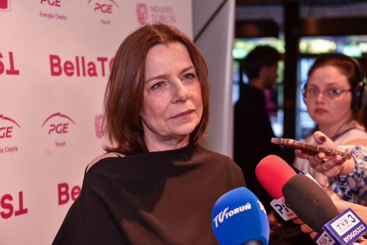 Gala Otwarcia 24. MFF BellaTOFIFEST w Toruniu. Elegancja i zachwycające kreacje gwiazd w CKK Jordanki