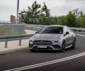 Mercedes-Benz CLA 220 4MATIC 7G-DCT