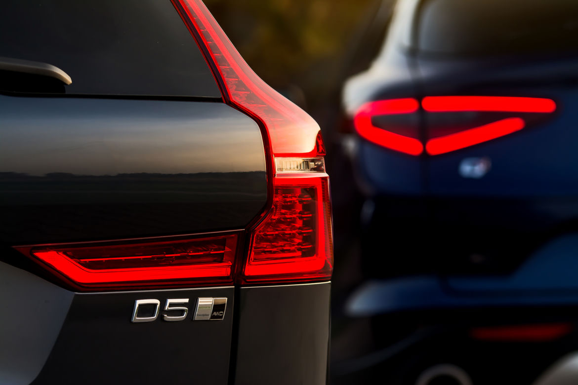 Alfa Romeo Stelvio Super Q4 2.2D vs. Volvo XC60 D5 AWD Inscription