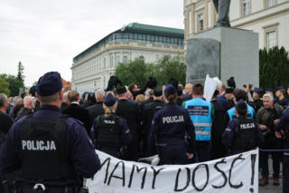 Obchody miesięcznicy smoleńskiej w Warszawie