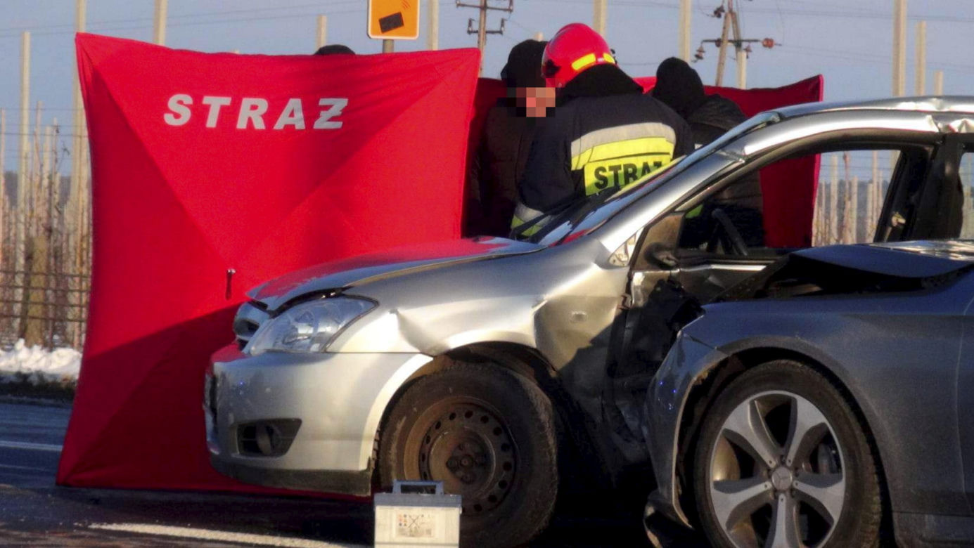 Śmiertelny wypadek pod Sochaczewem. Emeryt zginął na miejscu. 