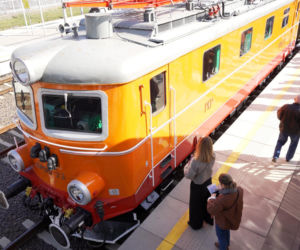 Jechałem legendarnym pociągiem. W środku jak kiedyś, aż trudno uwierzyć! Ludzie mówią wprost: „to były czasy”