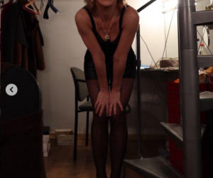 Chuda, jak przecinek Aneta Zając zachwyca w czarnej mini! Tak seksowna jeszcze nie była