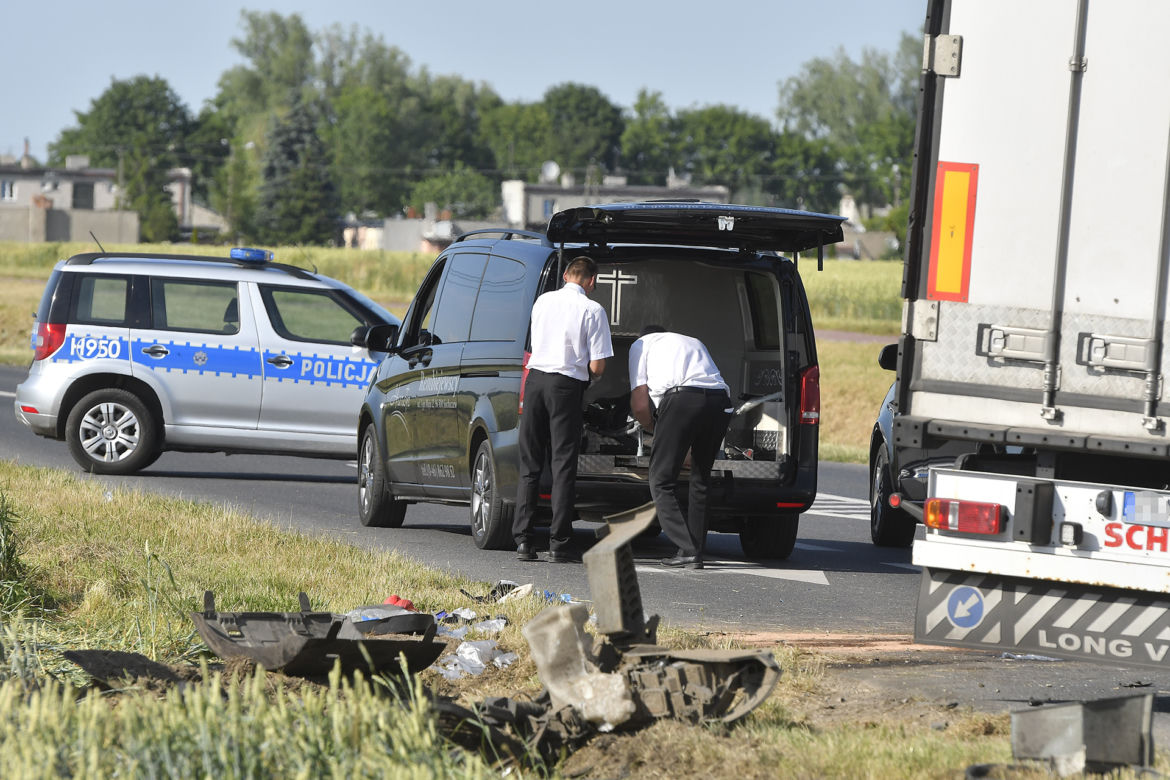 Wypadek w Elżbietowie. Zginęły dwie rodziny 