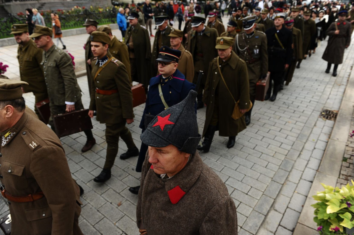 Katyński Marsz Cieni przeszedł przez Warszawę