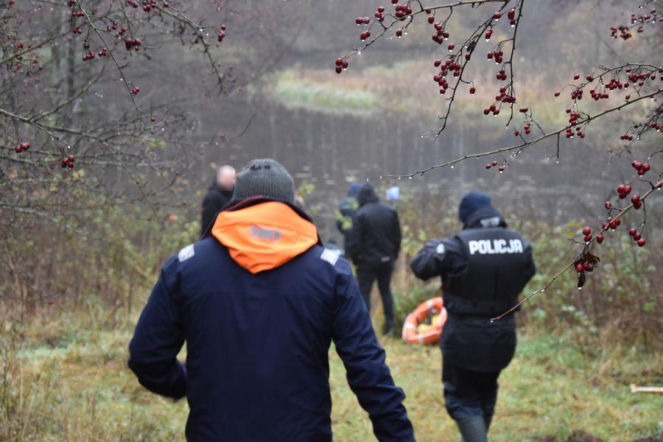 Bez nóg, bez rąk i bez głowy. Korpus zabitej kobiety pływał w stawie. Na ciało natknęli się turyści