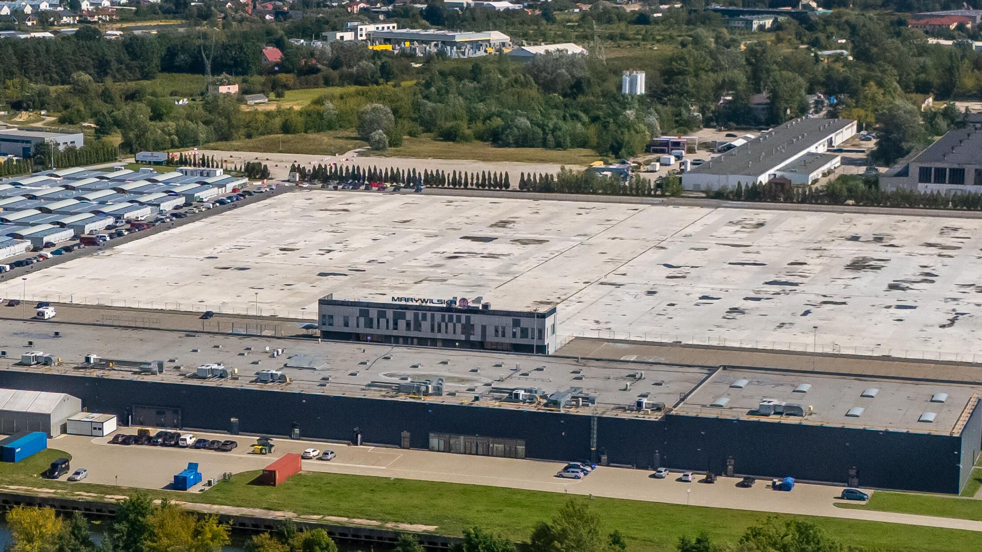 Plac po spalonym centrum handlowym Marywilska 44 w Warszawie