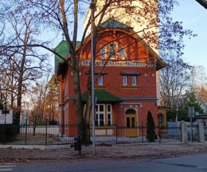 Wyremontowana willa przy ul. Królowej Korony Polskiej