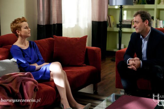 Barwy szczęścia. Marta (Katarzyna Zielińska), Artur Chowański (Jacek Rozenek)