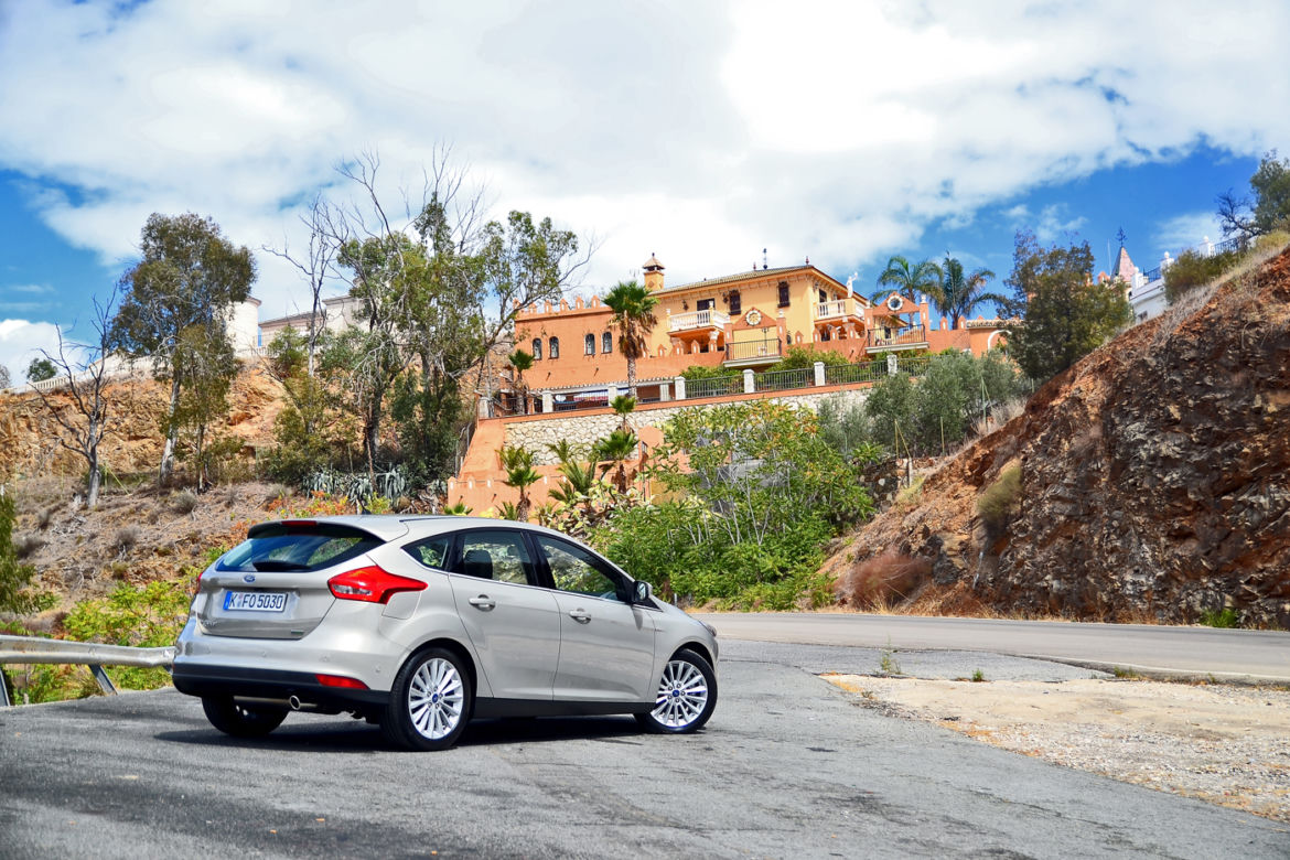 Ford Focus lifting 2015