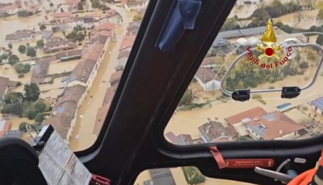 Lawina zmiażdżyła dom. 32-latek zginął, ratując kobietę