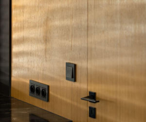 Między minimalizmem a złotym detalem. Elegancki dom w Katowicach