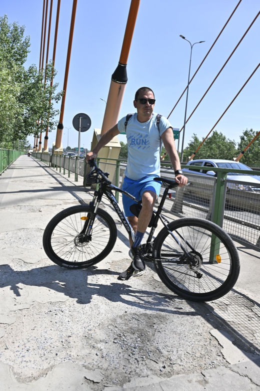 Na tej ścieżce można wybić zęby! Rowerzyści od lat błagają o remont, a urząd zasłania się brakiem środków