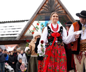 Tradycyjny polonez już za nimi. Teraz odliczają dni do matur 