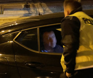 Pijany jak bela zajeżdżał innym drogę wielką ciężarówką. Ledwo stał na nogach   Dzięki
