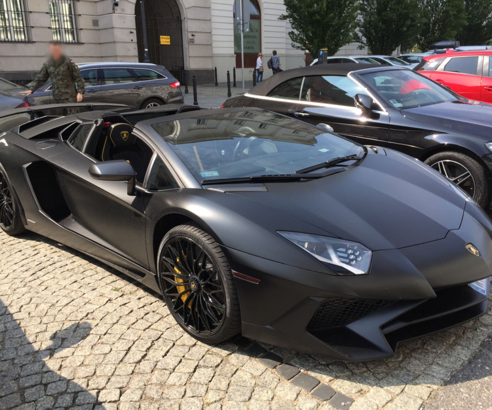 Lamborghini Aventador Roadster SV reżysera Patryka Vegi