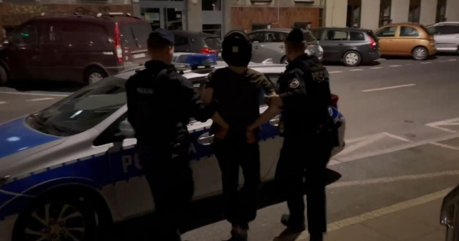 Zabójstwo na kampusie UW. Policja opublikowała wstrząsające nagranie. Pokazali wszystko