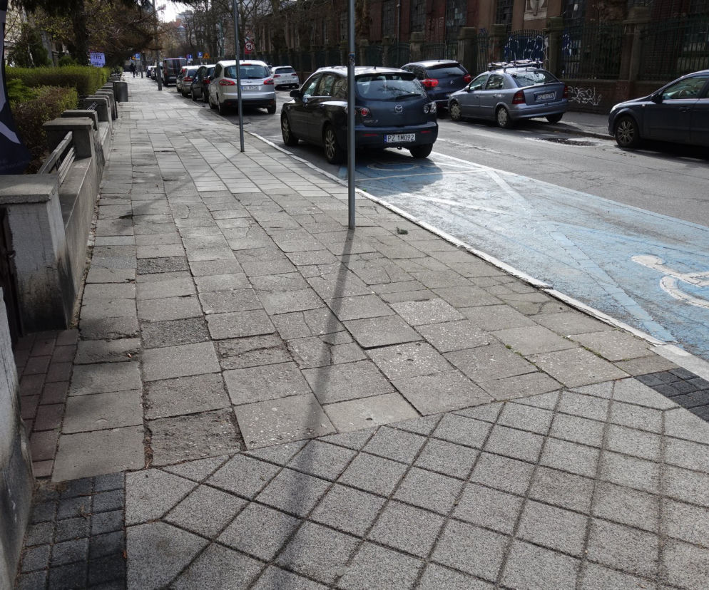 W tym roku wyremontowanych zostanie ponad 50 miejskich chodników za ok 10 mln zł m.in. chodnik przy ul. Kmiecej