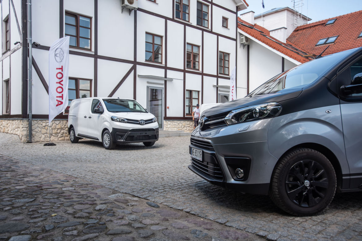 Jazdy testowe gamą Toyota Professional