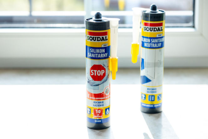 Jak poprawnie usunąć starą fugę i silikon oraz nałożyć nowy? Murator Remontuje