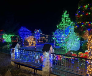 Magia Świąt w Świętokrzyskiem. Gdzie szukać najpiękniej oświetlonych domów? Rzepin i Pawłów skradły show!