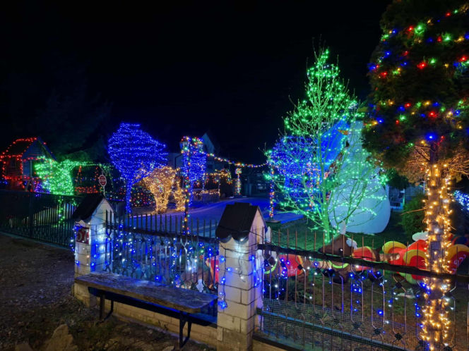 Magia Świąt w Świętokrzyskiem. Gdzie szukać najpiękniej oświetlonych domów? Rzepin i Pawłów skradły show!