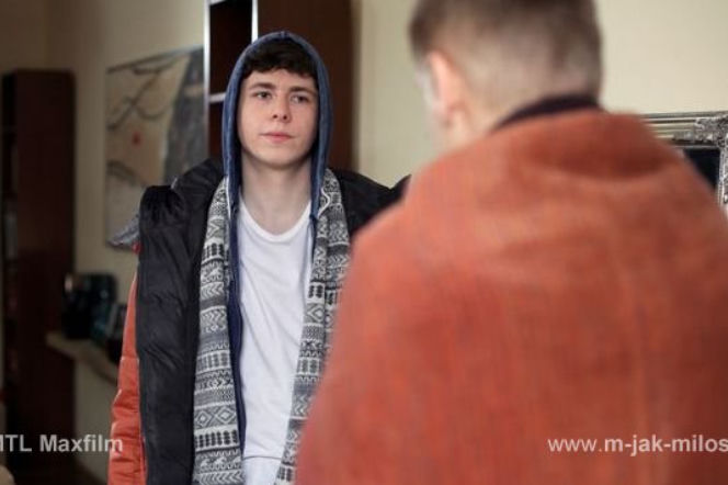 M jak miłość odcinek 996. Łukasz Wojciechowski (Adrian Żuchewicz), Paweł (Rafał Mroczek)