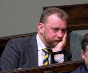 Cała Polska stanie się czerwoną strefą? Szumowski nie ma złudzeń