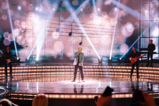 Gwiazdor disco polo jako Felicjan Andrzejczak! Występ z przebojem Budki Suflera zwyciężył odcinek programu Twoja Twarz Brzmi Znajomo