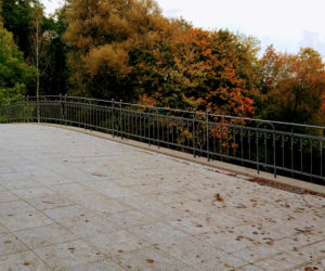 Wyremontowany mostek nad Rusałką