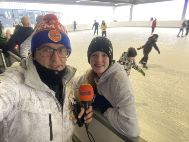 Kryte lodowisko przy Hali Urania