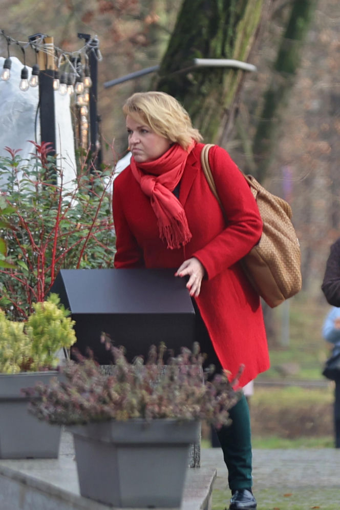 Katarzyna Bosacka w parku