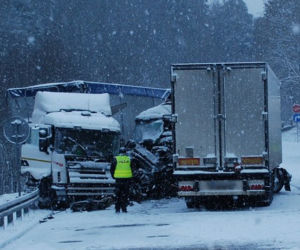 Zderzenie tirów w Komborni na Podkarpaciu