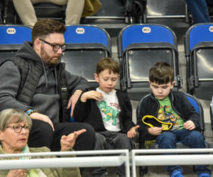 Halowe mistrzostwa Polski w Kujawsko-Pomorskiej Arenie Toruń. Zdjęcia kibiców i zawodników