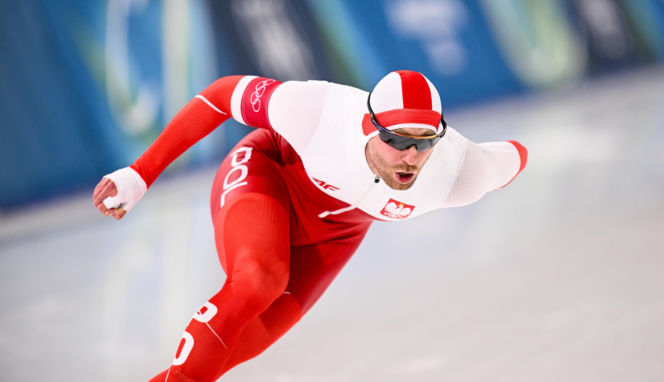 Finał IO na 500 metrów NA ŻYWO: Damian Żurek znów walczy o medal w łyżwiarstwie szybkim!