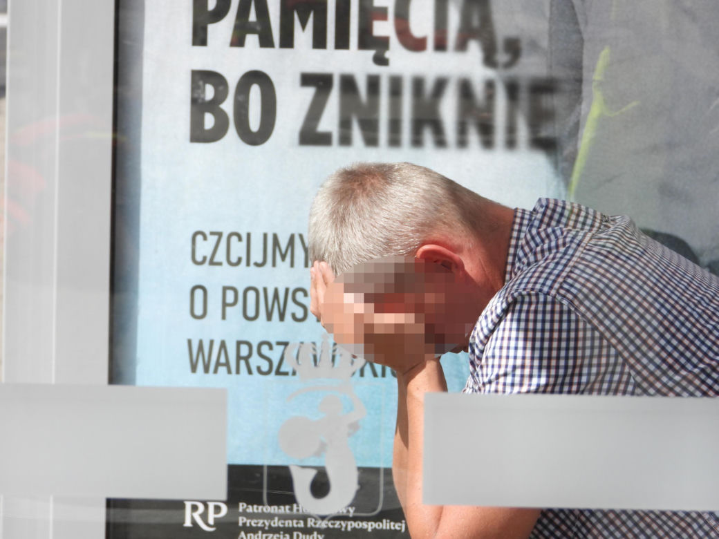 Kierowca Toyoty wjechał w pieszych na Bielanach. Cztery osoby trafiły do szpitala