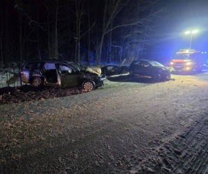 Groźny wypadek w Czarnowcu. Pięć osób rannych, w tym kobieta w ciąży i 7-letni chłopiec