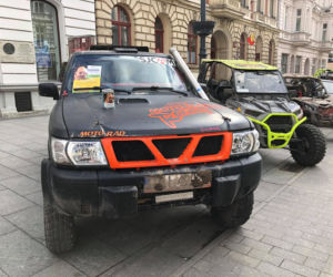 Maraton po życie. Zamiast na Dakar ruszyli na charytatywny maraton dla chorego dziecka 