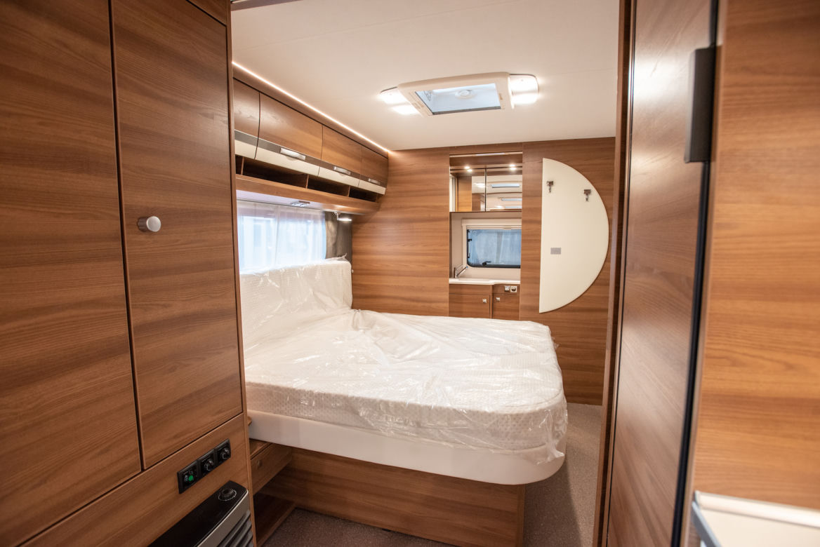 Kampery na targach Poznań Motor Show 2019