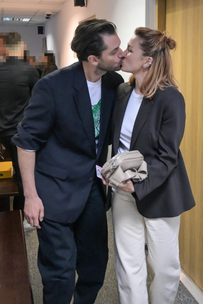 Katarzyna Wajda czekając na rozwód, całowała się w sądzie