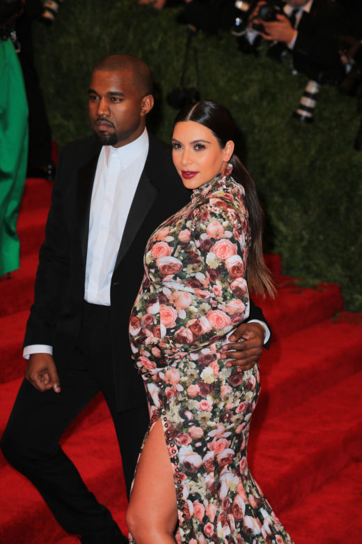 Zarobi na rozwodzie milion każdego miesiąca! To koniec małżeństwa Kim Kardashian i Kanye Westa