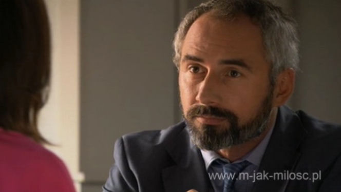 M jak miłość odc. 1020. Adam Werner (Jacek Kopczyński)