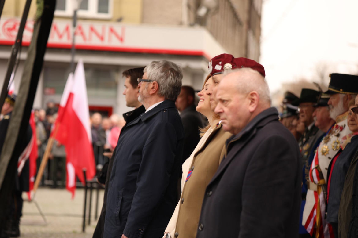 Przysięga Terytorialsów w Raciborzu: Defilada, pokaz uzbrojenia i wojskowa grochówka!