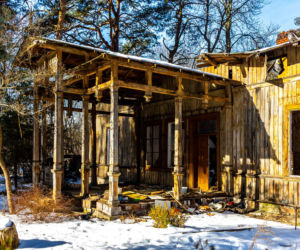 Historia umiera po cichu. Zabytkowa willa Wedla w Otwocku popada w ruinę