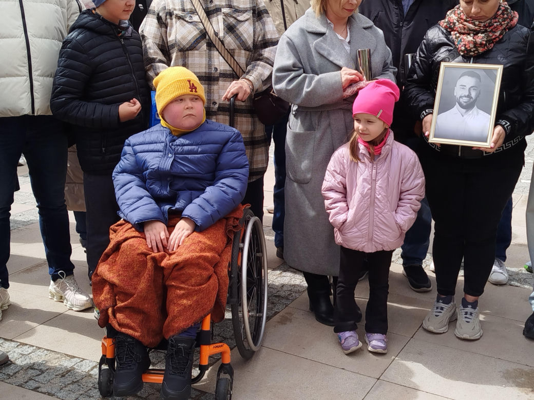 Siedlczanie uczcili minutą ciszy pamięć o zmarłym pośle Łukaszu Litewce