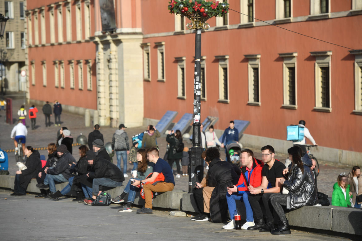 Tak ciepło zimą jeszcze nie było. W Warszawie padł rekord! Nieprawdopodobne, ile wskazywały termometry 1 stycznia