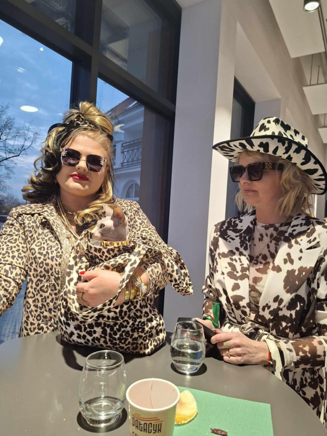 Starachowice. Moda, która nie zna metryki! Międzypokoleniowe show w Centrum Kreatywności Pałacyk